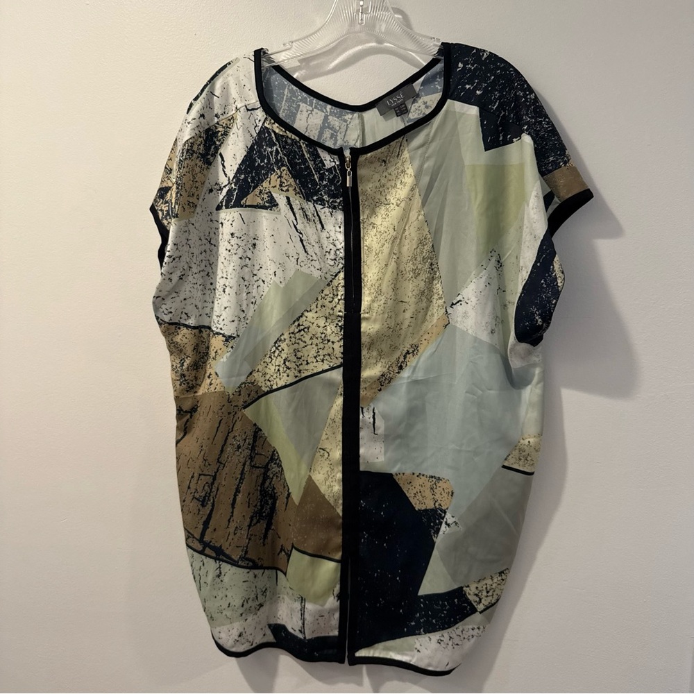 Lyssé Abstract Women's Blouse